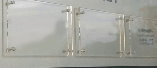 plaques